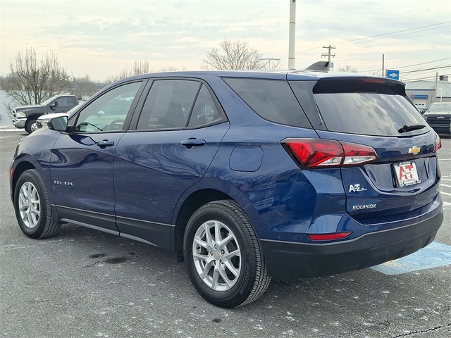 used 2023 Chevrolet Equinox car, priced at $23,550