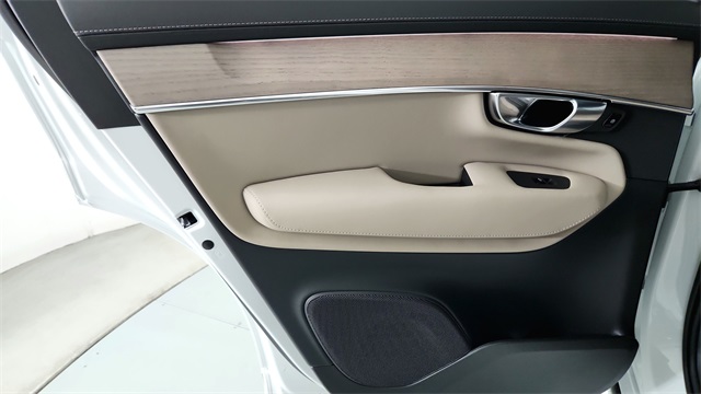 new 2026 Volvo XC90 car, priced at $71,825