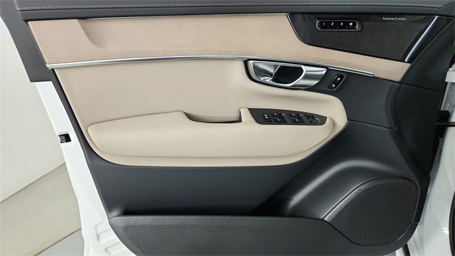 new 2026 Volvo XC90 car, priced at $71,825