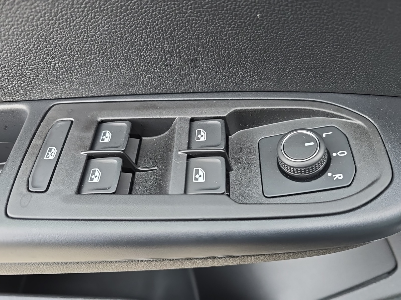 new 2026 Volkswagen Taos car, priced at $27,177