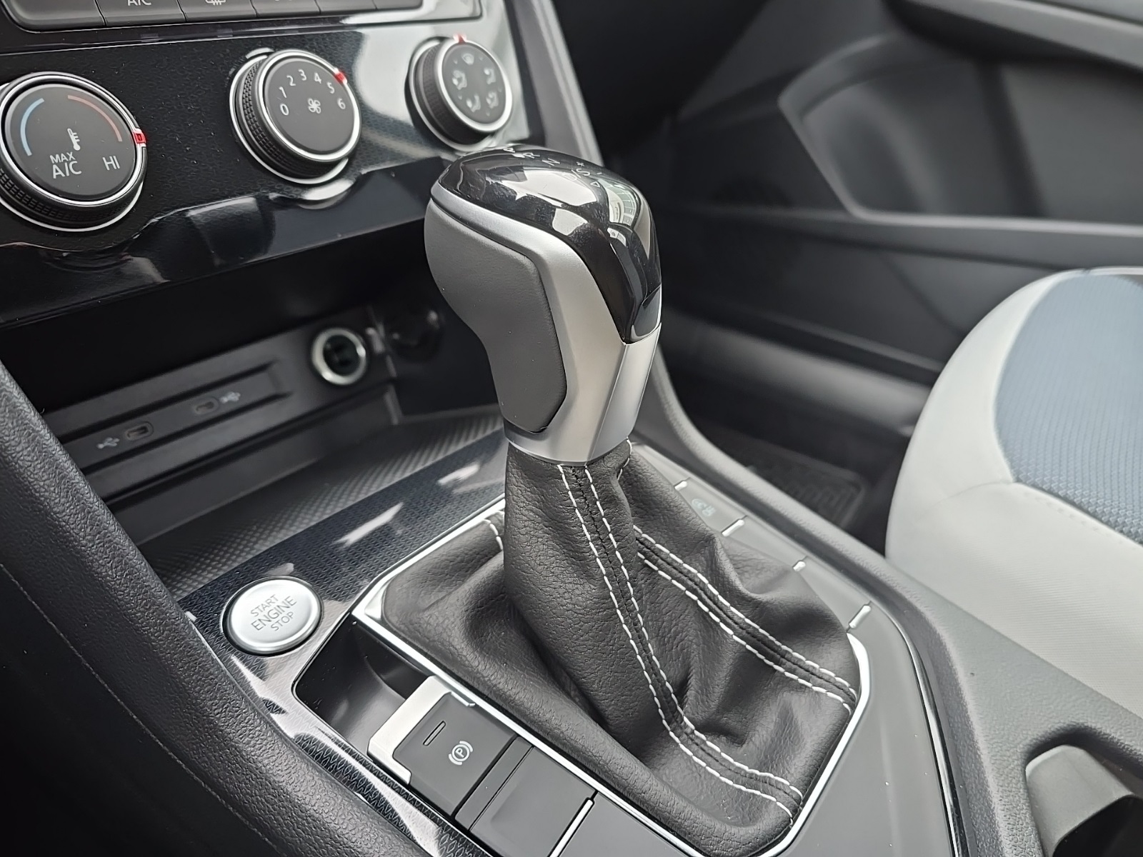 new 2026 Volkswagen Taos car, priced at $27,177