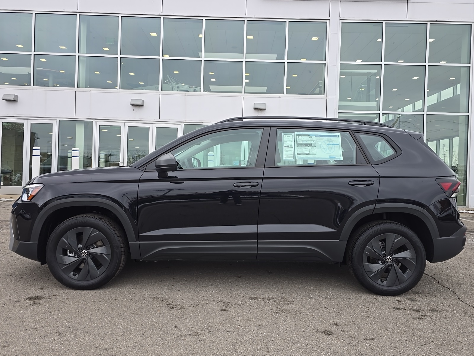 new 2026 Volkswagen Taos car, priced at $27,177