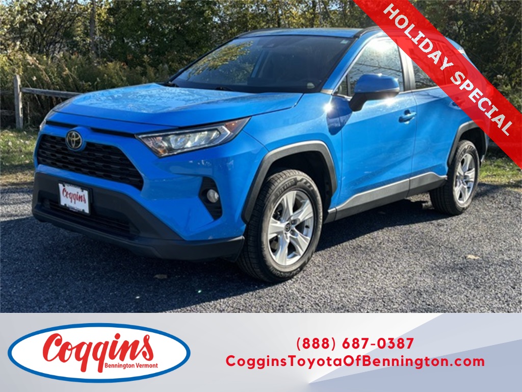 2021 Toyota RAV4 XLE's photo
