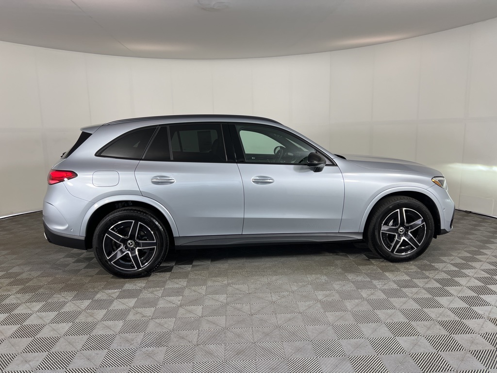 2025 Mercedes Benz GLC 300 4MATIC photo 17