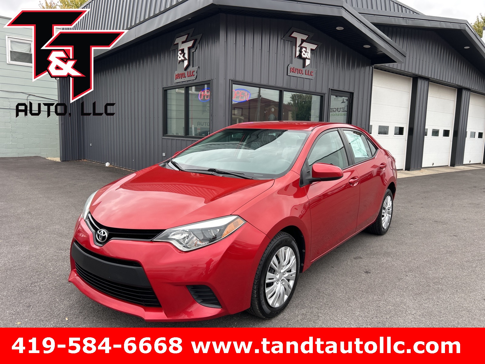 2014 Toyota Corolla LE's photo