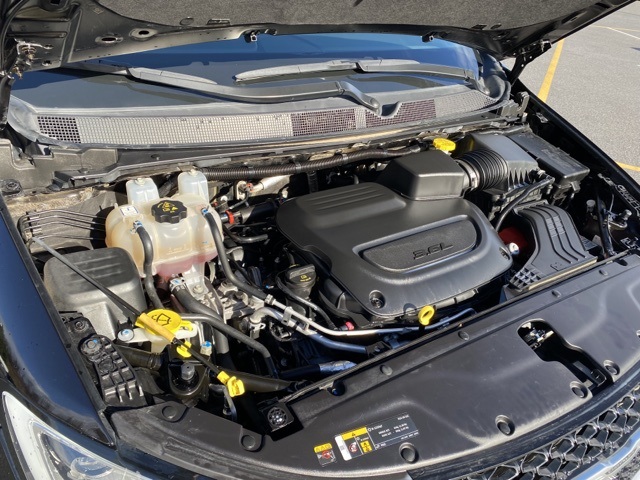 used 2024 Chrysler Pacifica car, priced at $25,741