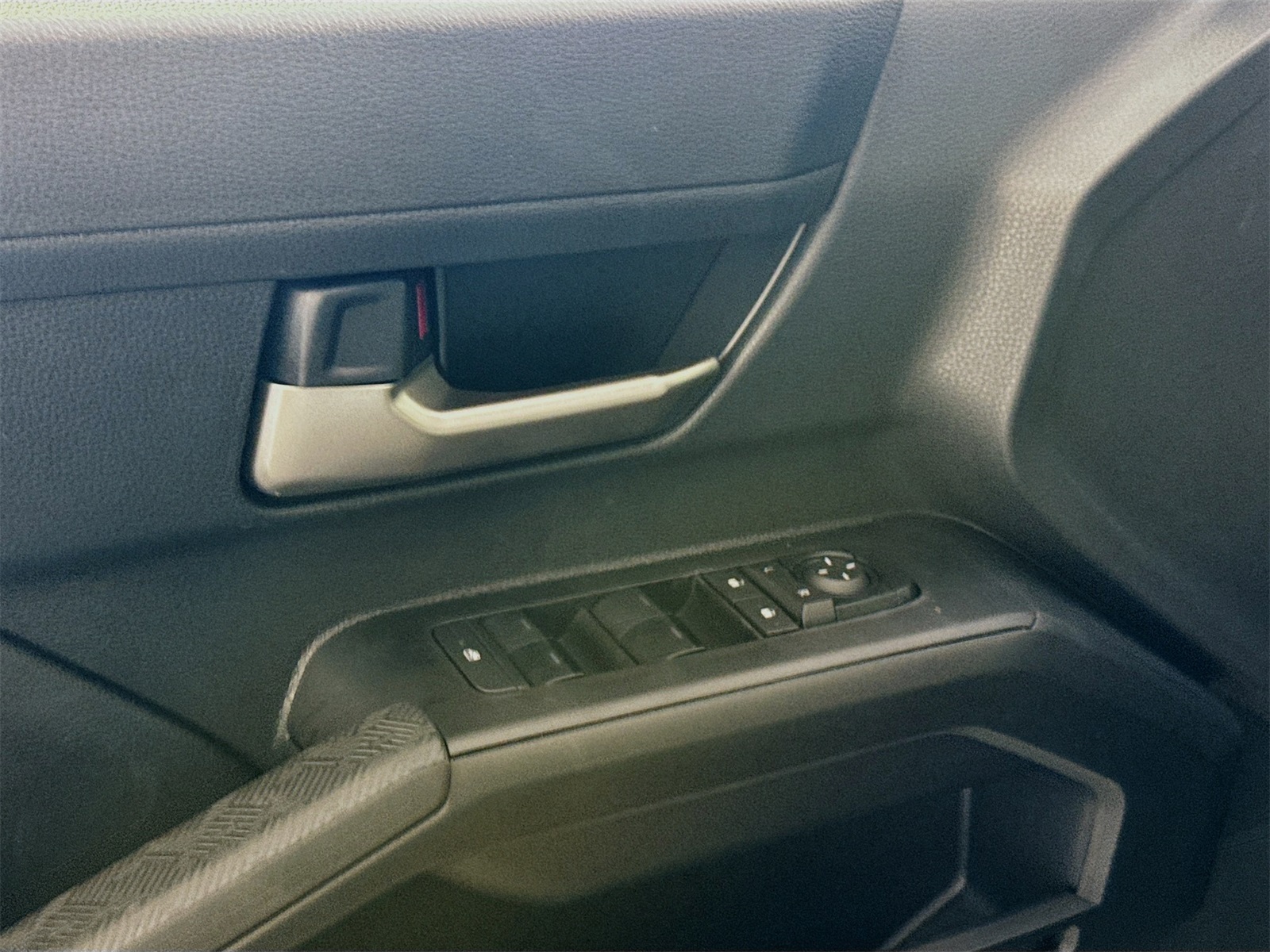 2025 Toyota Tacoma TRD Off-Road Double Cab photo 14
