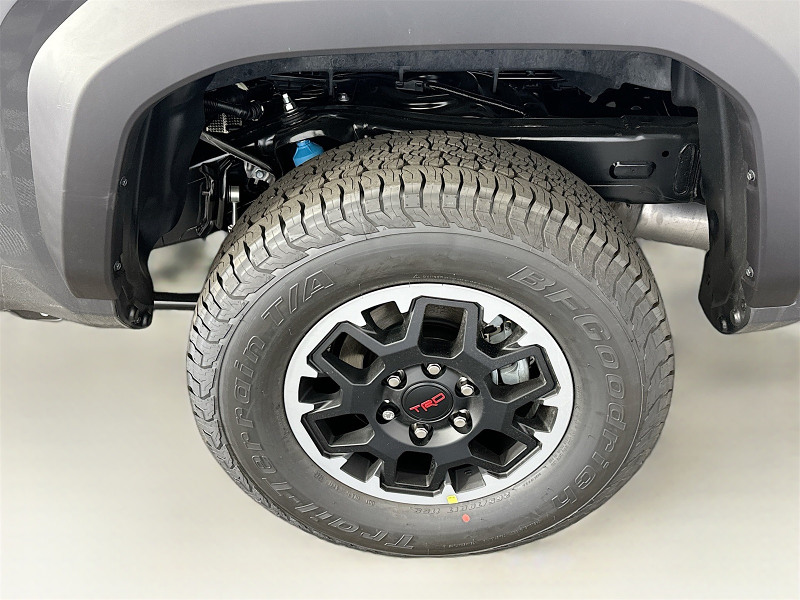 2025 Toyota Tacoma TRD Off-Road Double Cab photo 16