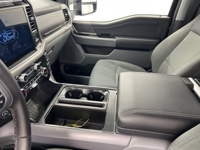 2024 Ford F-150 XLT photo 6