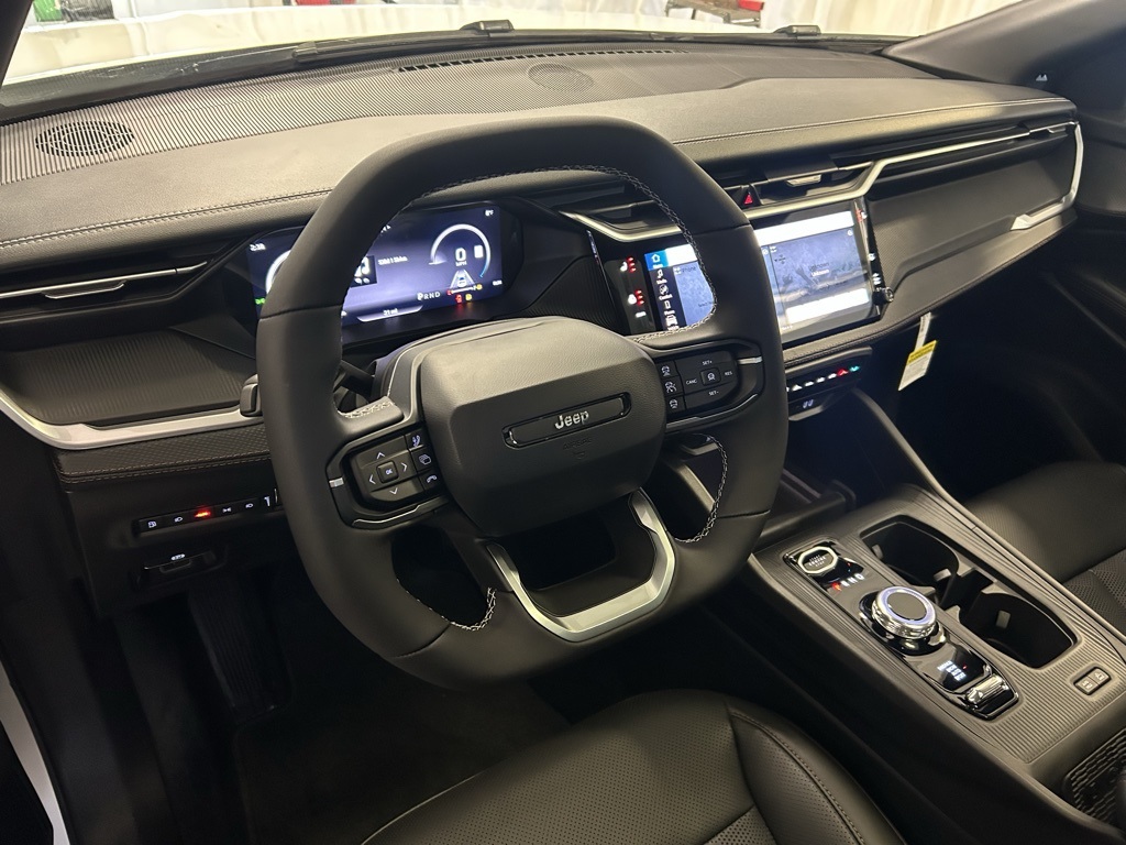 new 2026 Jeep Cherokee car, priced at $44,995