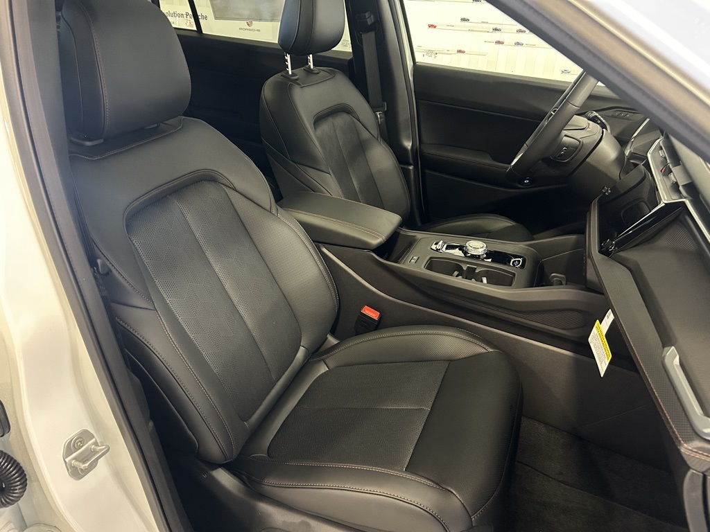 new 2026 Jeep Cherokee car, priced at $44,995