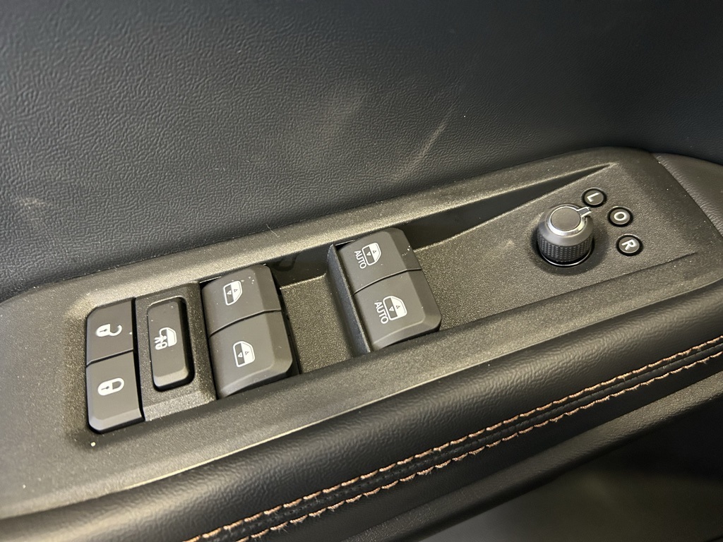 new 2026 Jeep Cherokee car, priced at $44,995