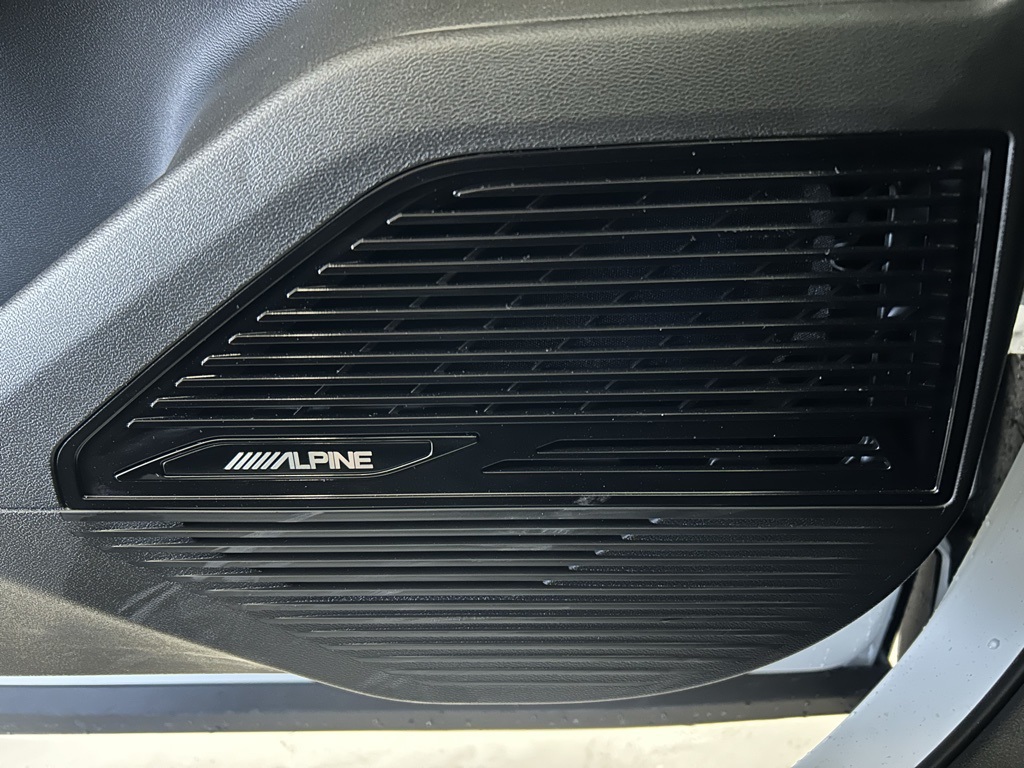 new 2026 Jeep Cherokee car, priced at $44,995