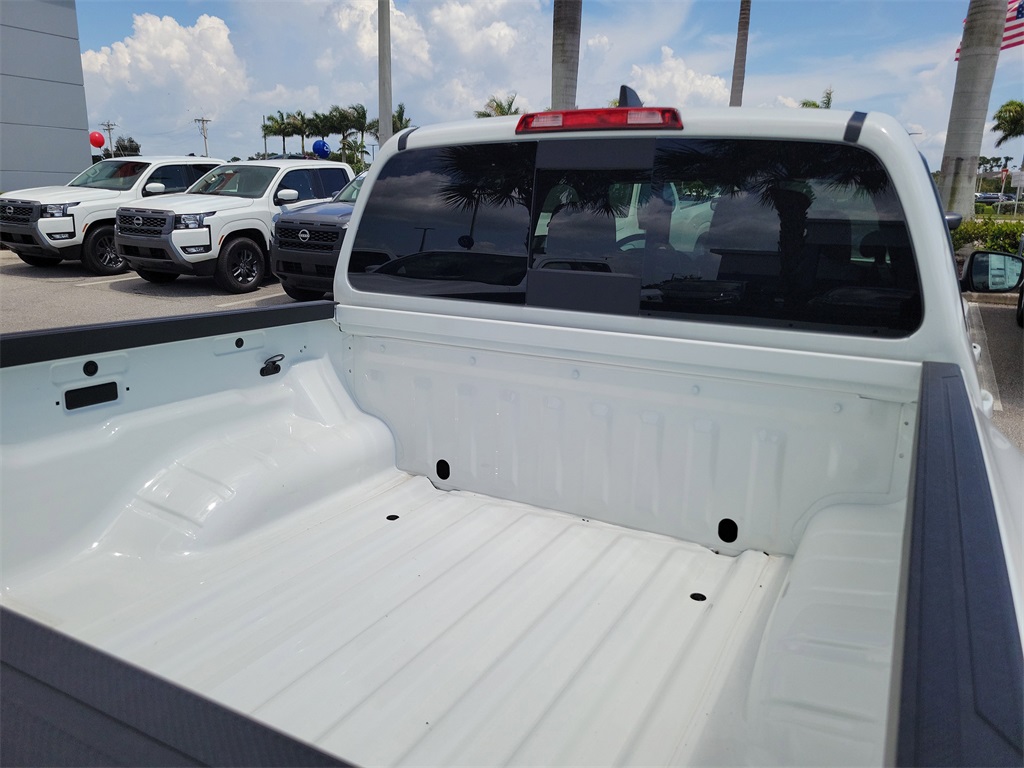 2025 Glacier White Nissan Frontier PRO-4X 4X4 Truck