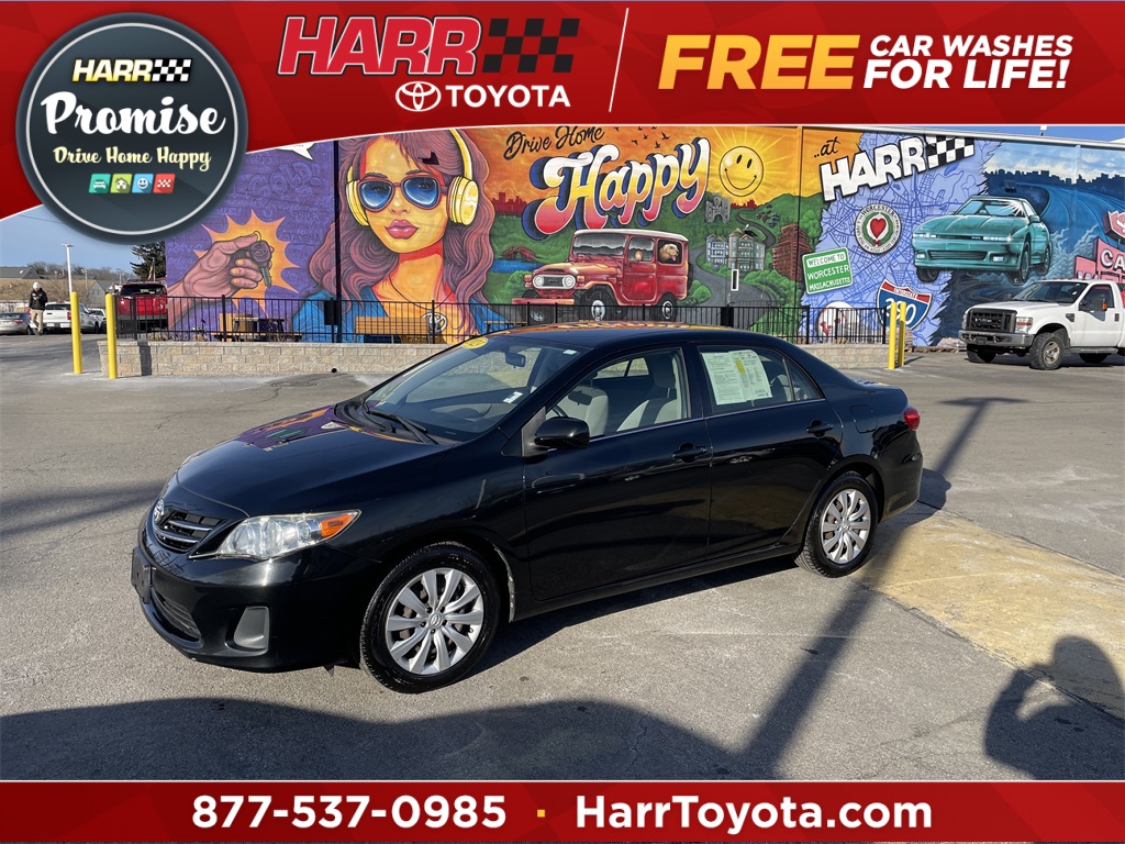 2013 Toyota Corolla LE's photo