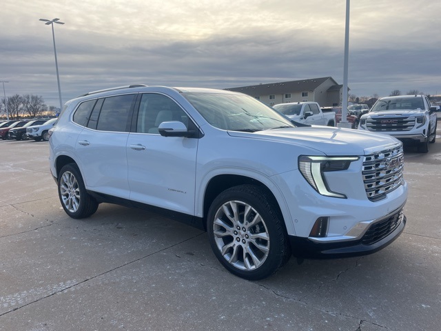 2026 GMC Acadia Denali's photo