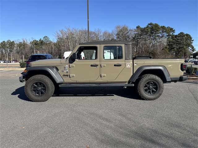 2020 Jeep Gladiator Sport's photo