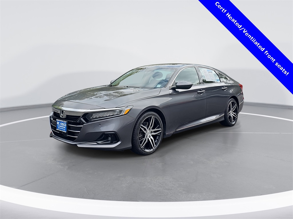 2021 Honda Accord Touring's photo