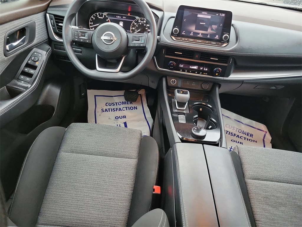 2023 Gun Metallic Nissan Rogue SV AWD SUV