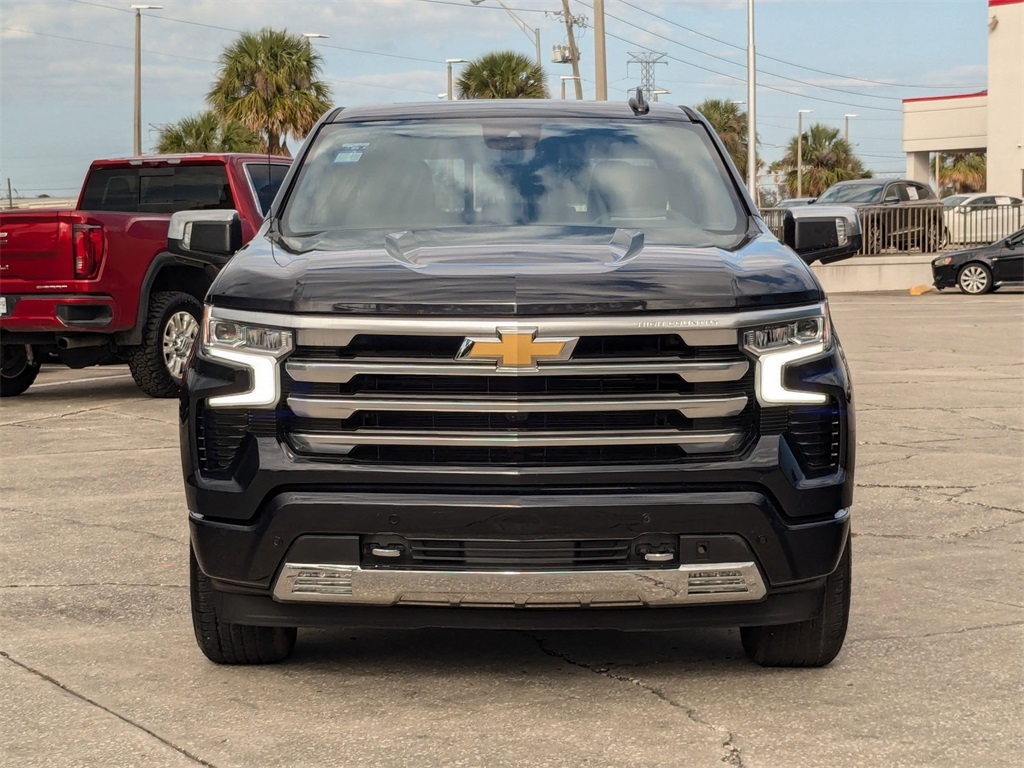 2024 Chevrolet Silverado 1500 High Country photo 9