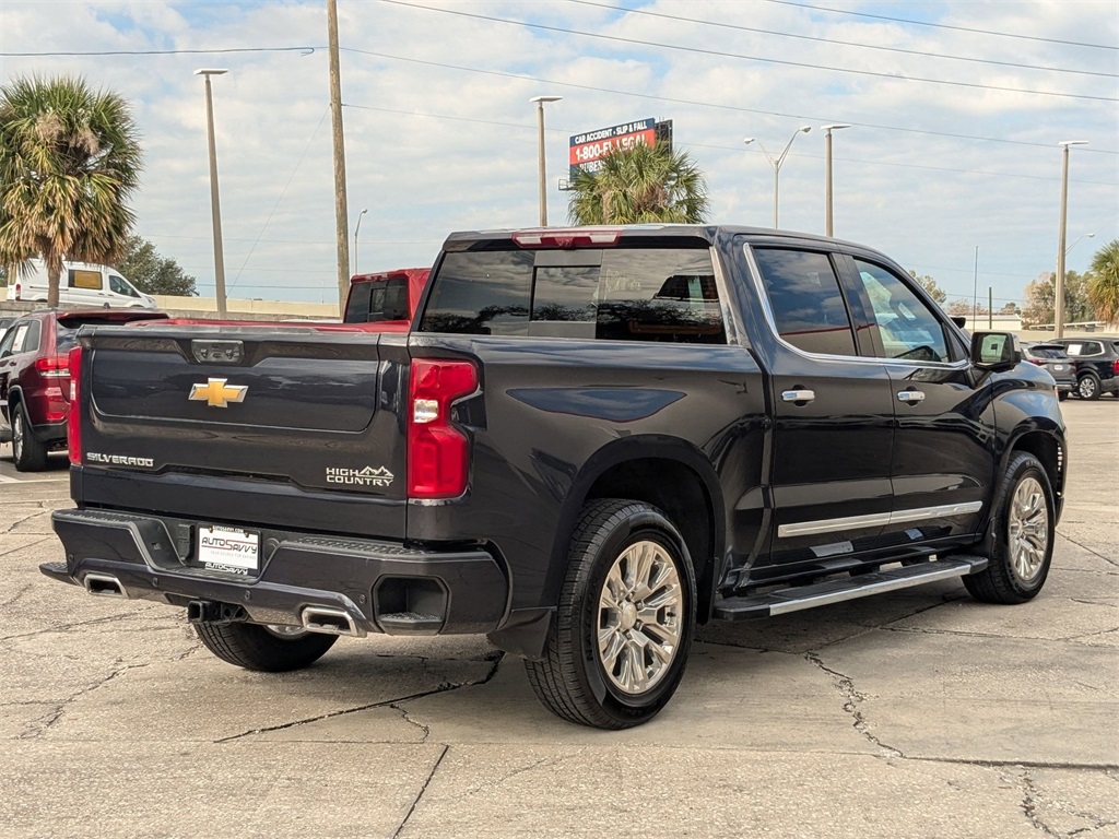 2024 Chevrolet Silverado 1500 High Country photo 2