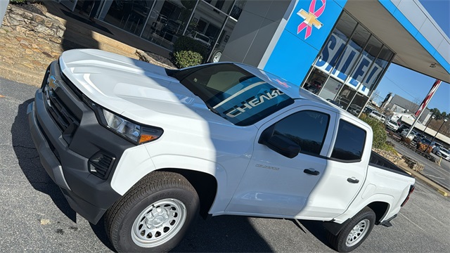 new 2025 Chevrolet Colorado car, priced at $33,495