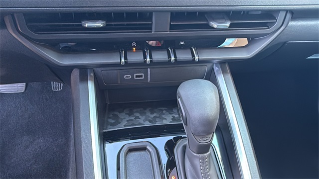 new 2025 Chevrolet Colorado car, priced at $33,495