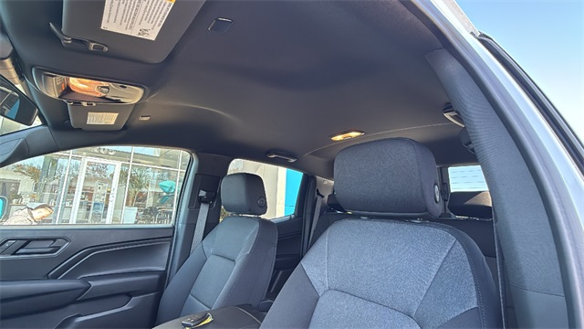 new 2025 Chevrolet Colorado car, priced at $33,495