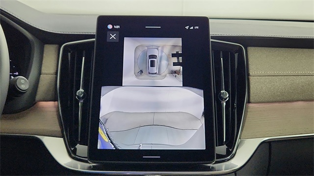 new 2026 Volvo XC90 Plug-In Hybrid car, priced at $81,875