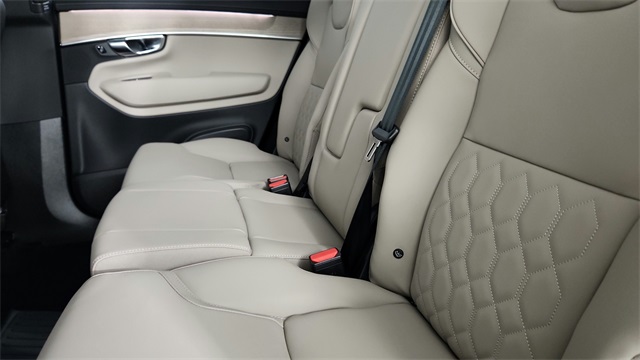 new 2026 Volvo XC90 Plug-In Hybrid car, priced at $81,875