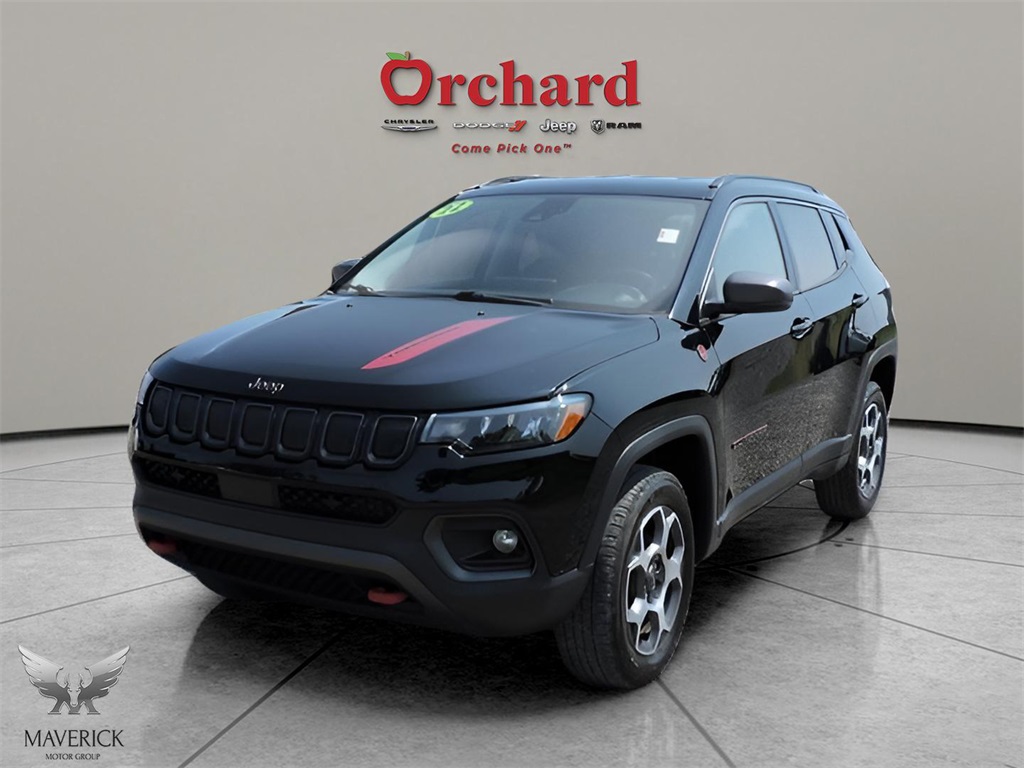 2022 Diamond Black Crystal Pearlcoat Jeep Compass Trailhawk SUV