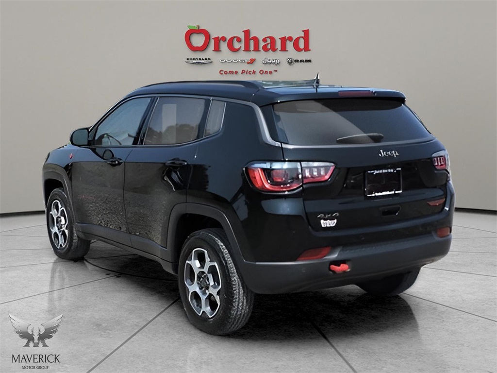 2022 Diamond Black Crystal Pearlcoat Jeep Compass Trailhawk 4X4 SUV