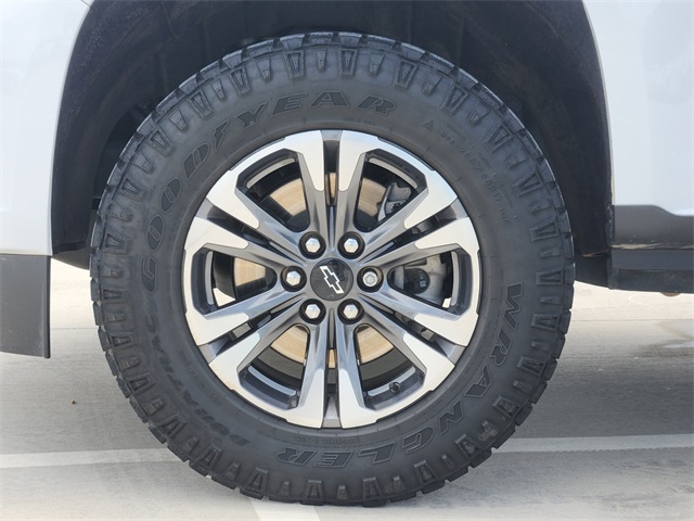 2022 Summit White Chevrolet Colorado Z71 4X4 Truck