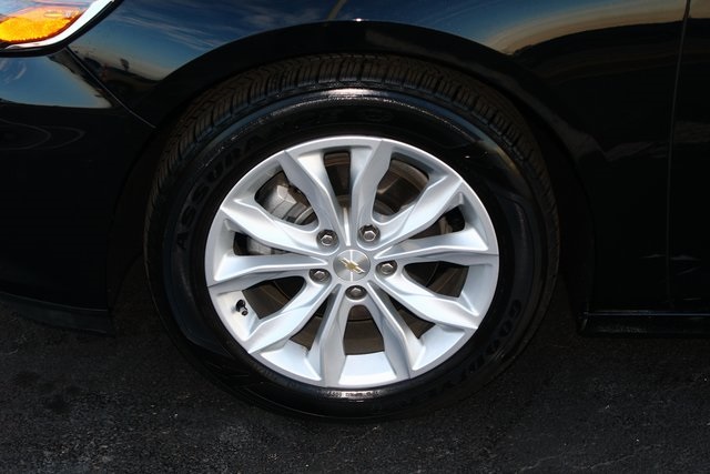 used 2025 Chevrolet Malibu car, priced at $20,000