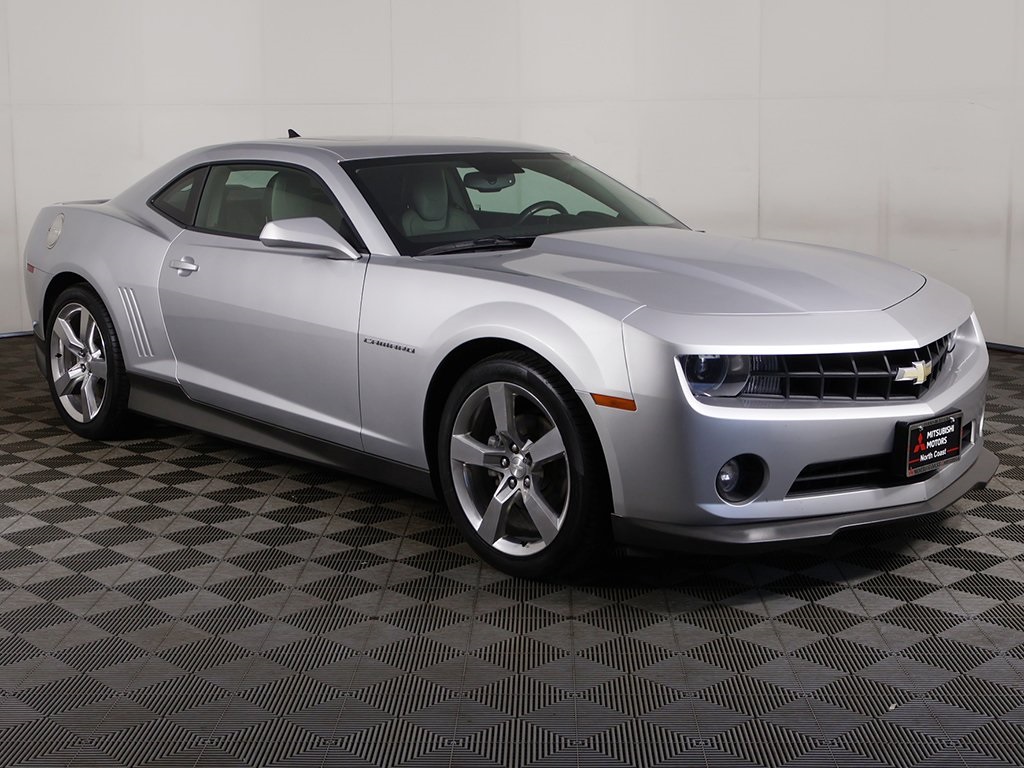 Used 2010 Chevrolet Camaro 2LT with VIN 2G1FG1EVXA9203381 for sale in Cleveland, OH