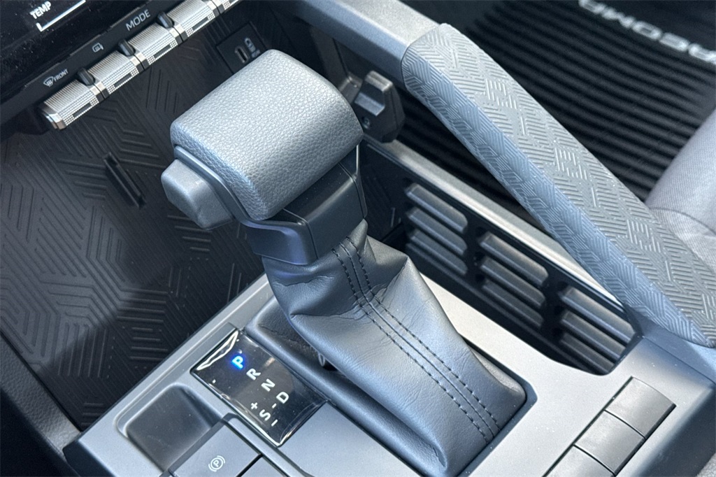 2025 Toyota Tacoma SR5 Double Cab photo 16