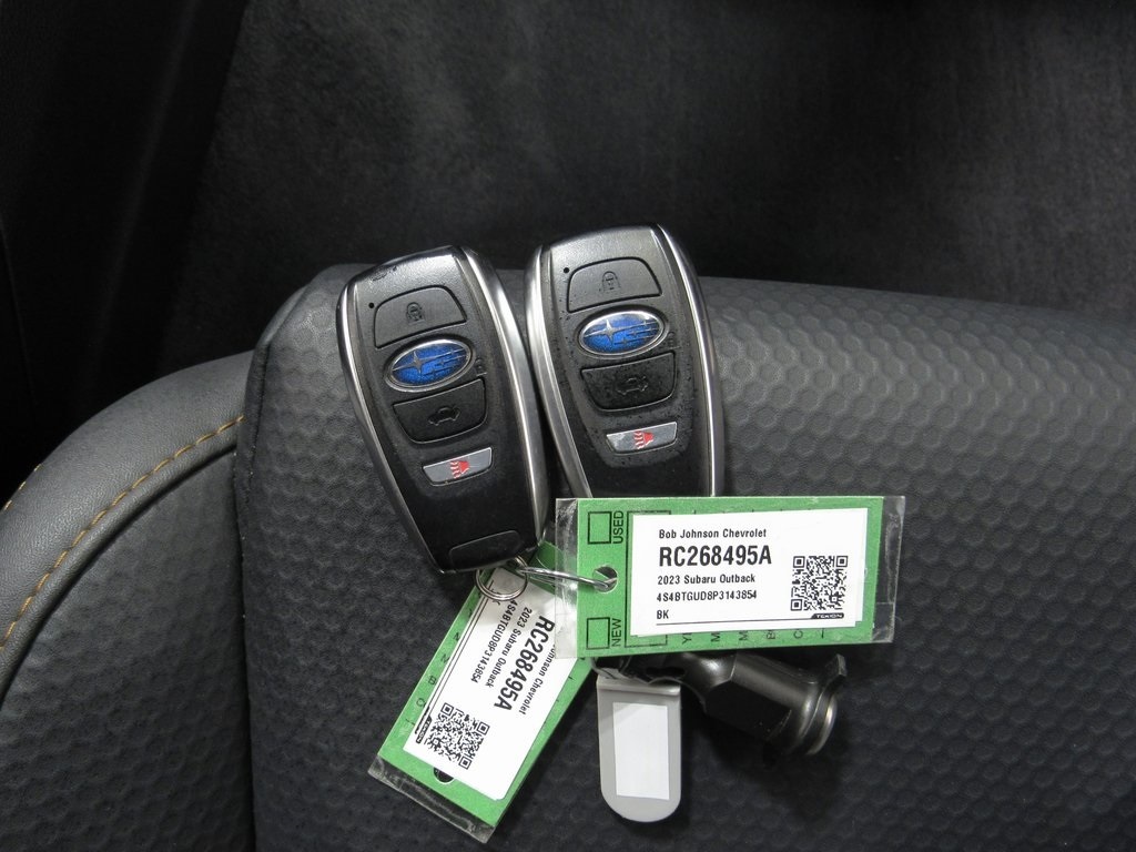 2023 Subaru Outback Wilderness photo 2