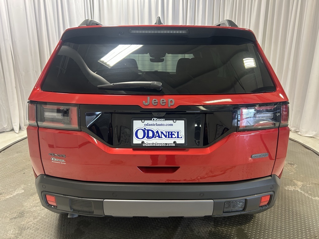 new 2026 Jeep Cherokee car, priced at $44,995