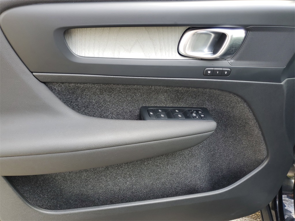 used 2024 Volvo XC40 car, priced at $24,995