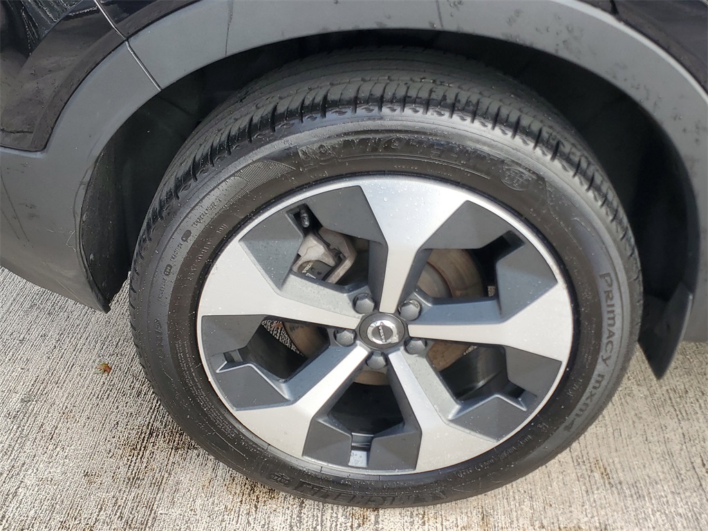 used 2024 Volvo XC40 car, priced at $24,995