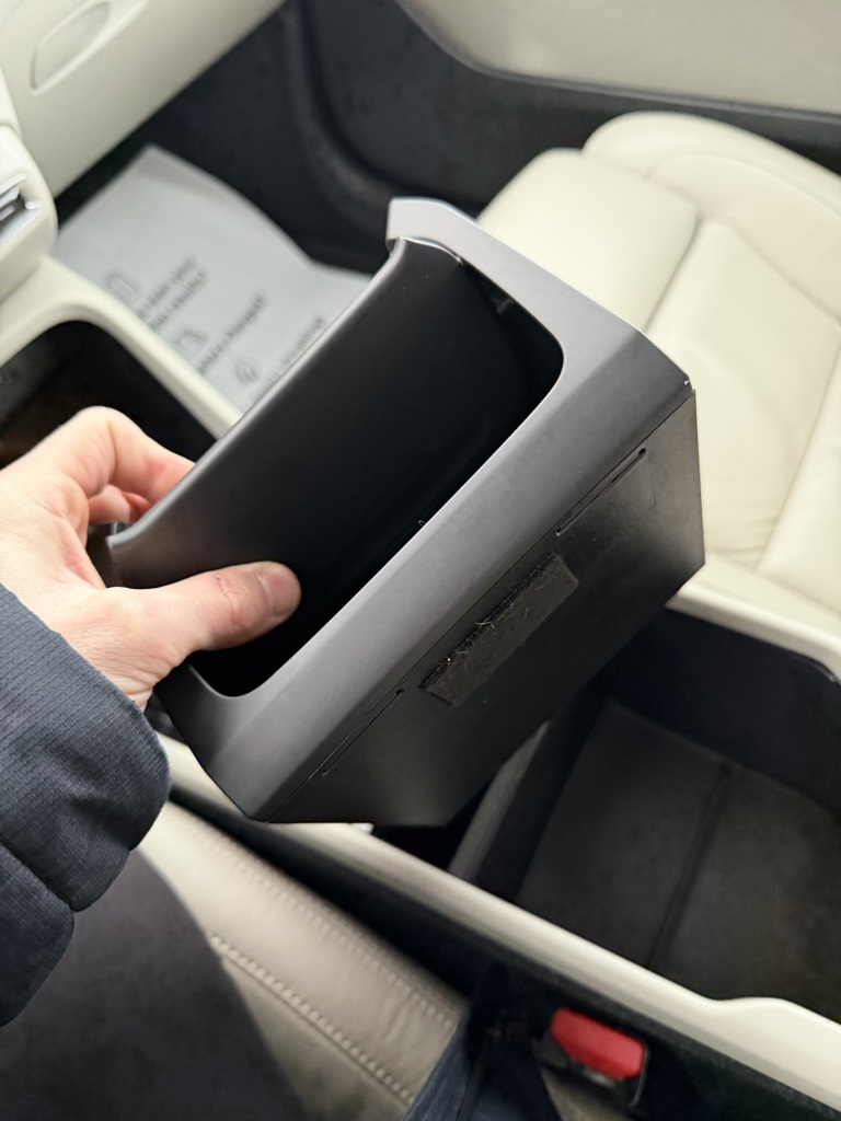 used 2024 Volvo XC40 car, priced at $29,503