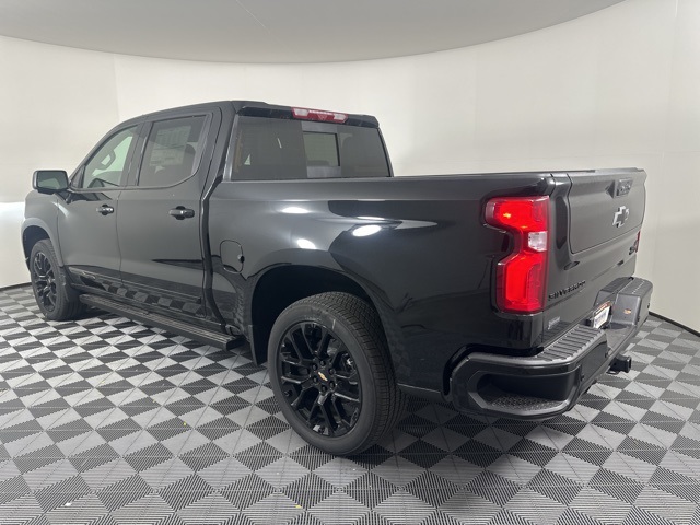 2025 Chevrolet Silverado 1500 High Country photo 4