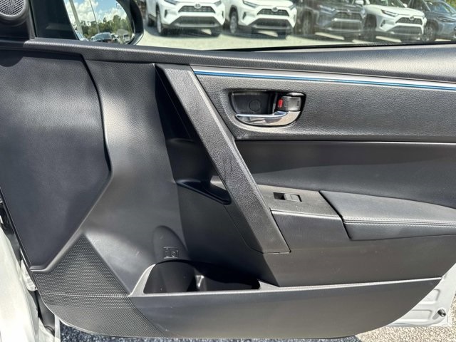 2014 Toyota Corolla Plus photo 14