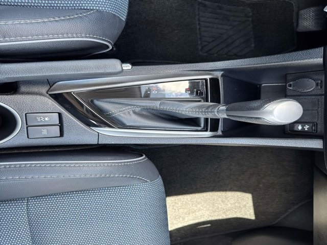 2014 Toyota Corolla Plus photo 27