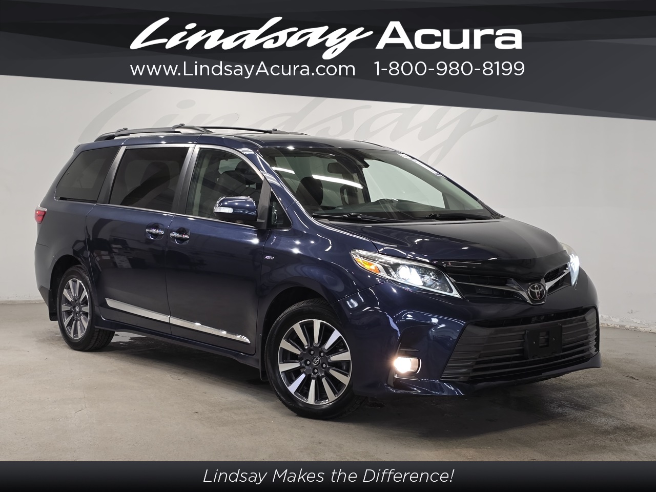 2020 Toyota Sienna Limited's photo