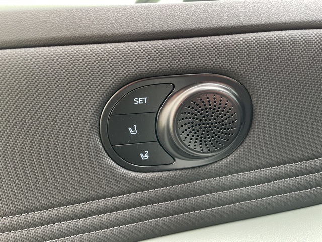 Elantra Hybrid Limited