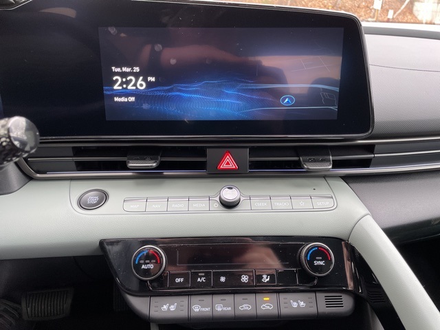Elantra Hybrid Limited