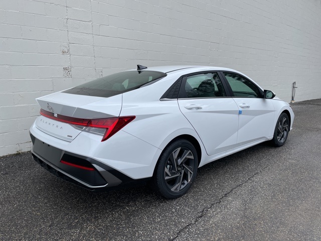 Elantra Hybrid Limited