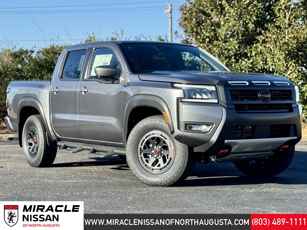 2026 Nissan Frontier PRO-4X's photo