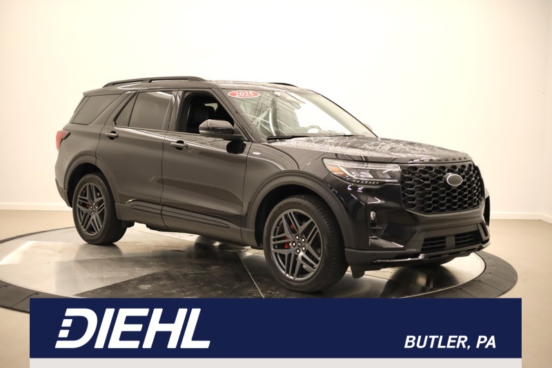 Used 2025 Ford Explorer SUV